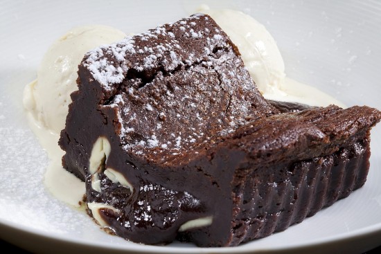 תפריט סוהו -  - פאדג' שוקולד תוצרת בית