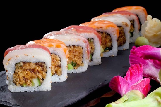 תפריט סוהו - הוסומאקי 8 יח', סושי - ליהי רול